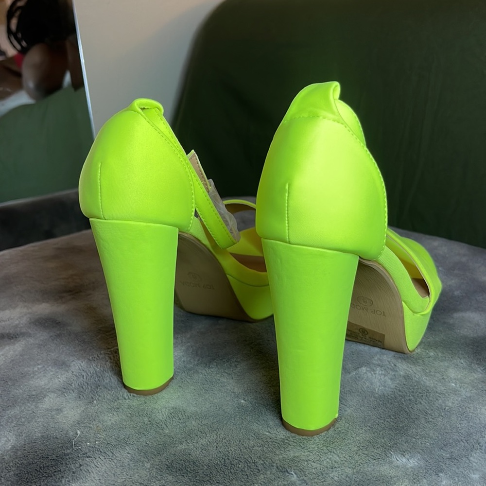 Neon Yellow Heels - Picture 5 of 7